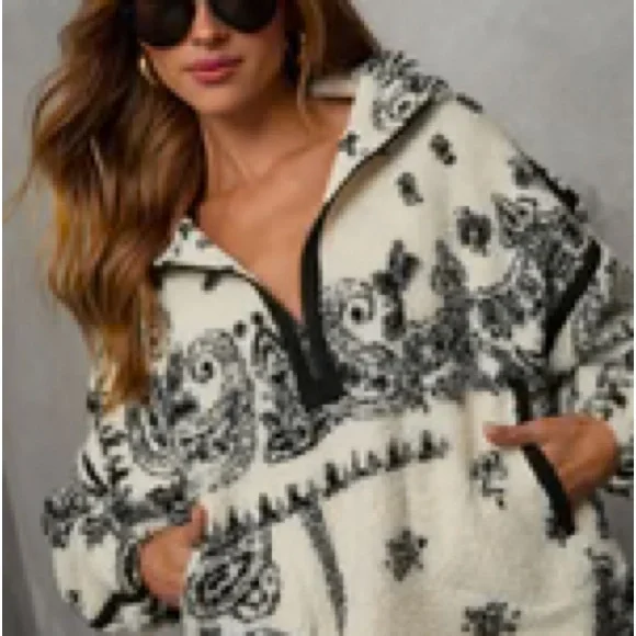 Vici Brianna Paisley Quarter Zip Sweatshirt - Picture 4 of 5